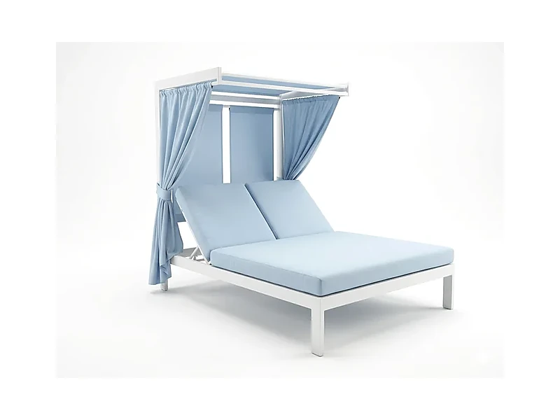 Model Double Daybed with Canopy